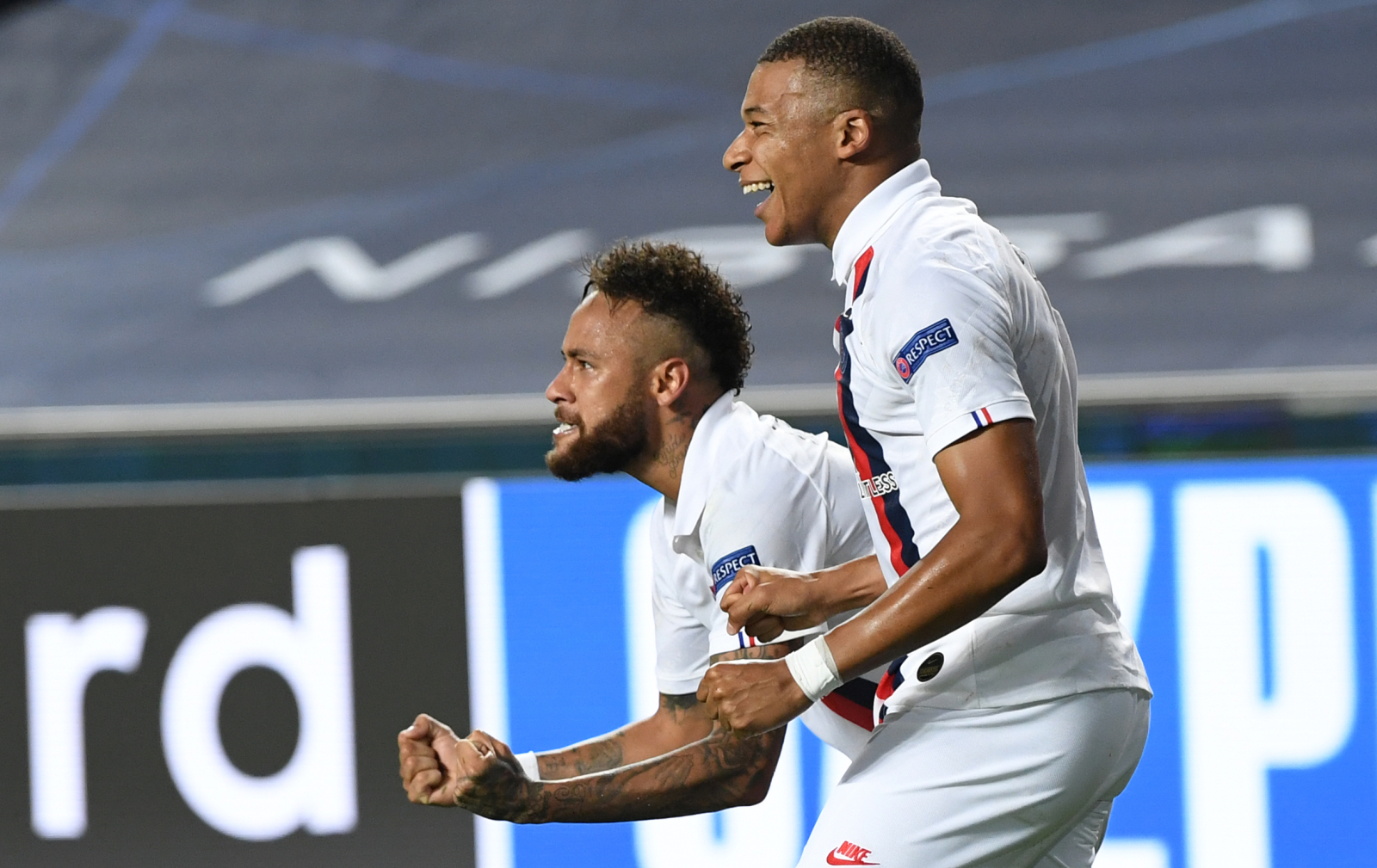 TOPSHOT-FBL-EUR-C1-ATALANTA-PSG